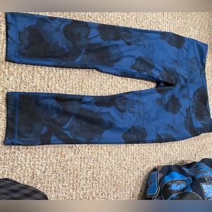 Highrise Lululemon capris/leggings